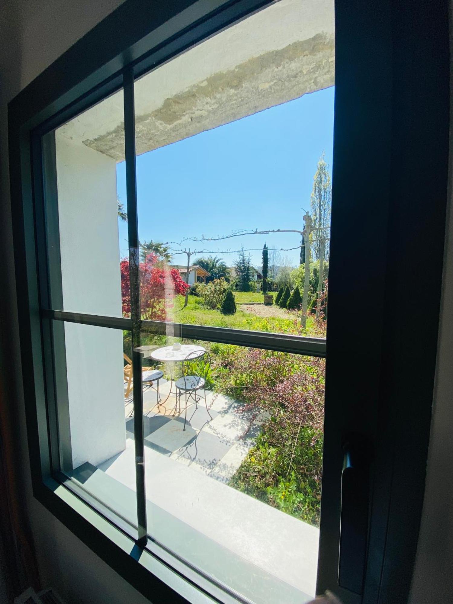 Apartmán La Bastide De Guiche Entre Ocean Et Montagnes Exteriér fotografie